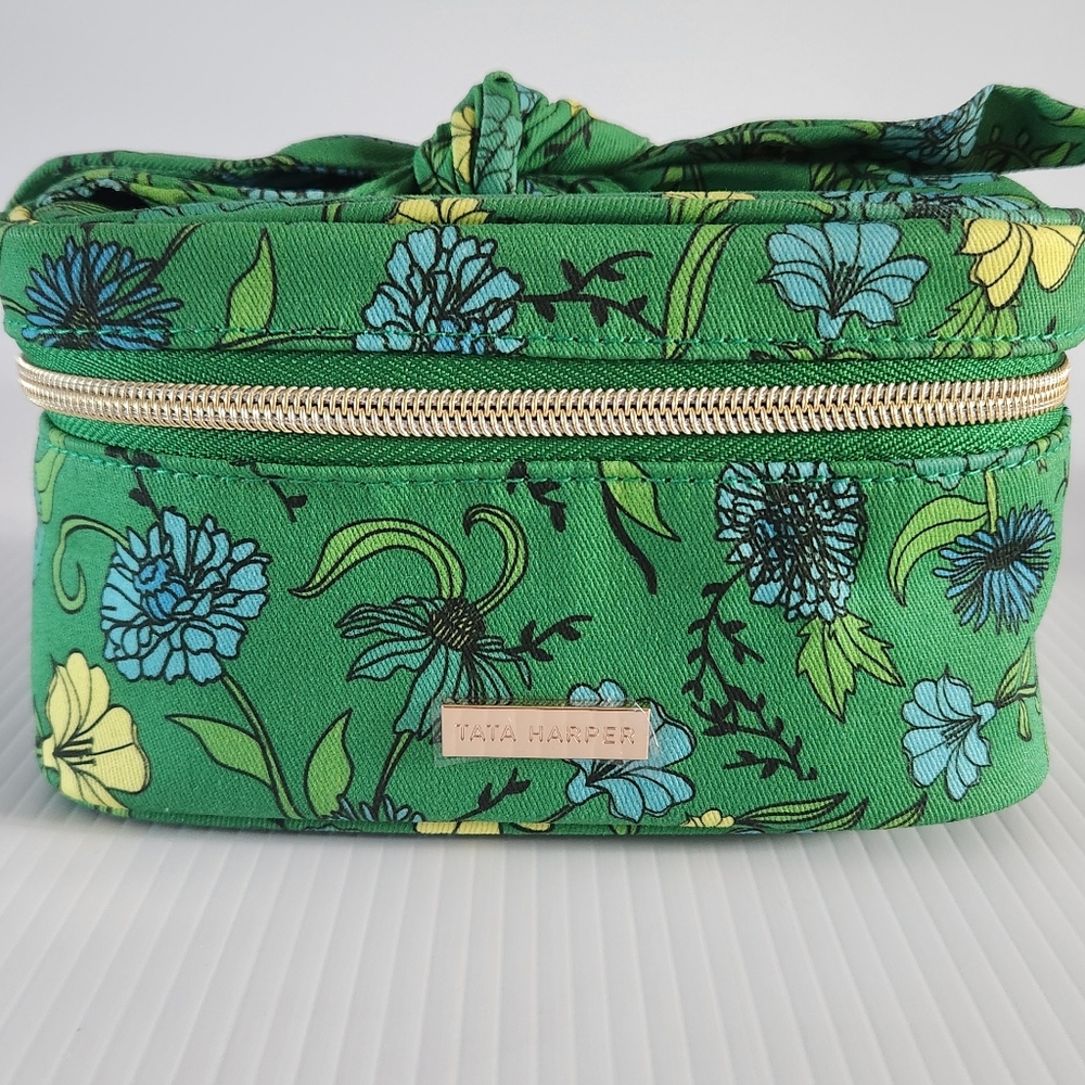 Tata Harper Signature Logo Zip Around Vanity Travel Case Bag New